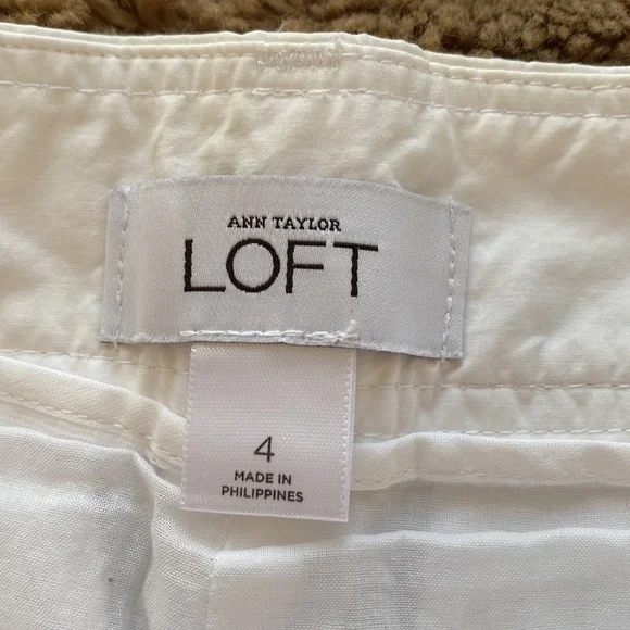 Bundle of shorts J. Crew & AnnTaylor Loft shorts & hat - Picture 5 of 16